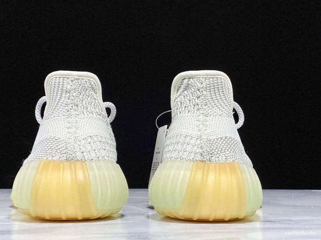 FX4349 Reflective Boost V2 Yeezy 350 Yeshaya Adidas 0803